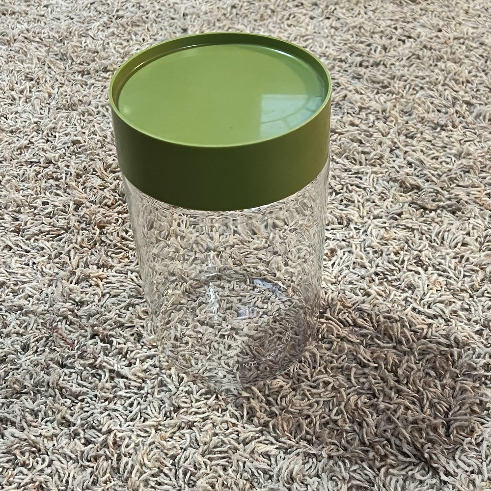 PYREX Vintage‎ See N Stor Canister Avacado Green Twist Lid 7.5" Tall